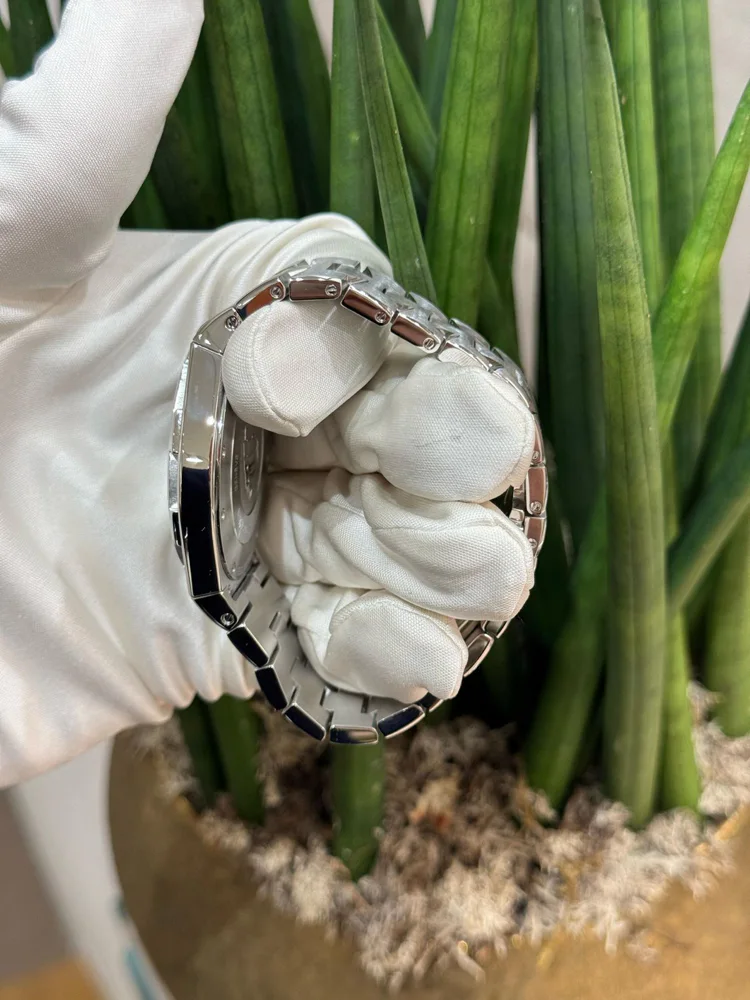 Vacheron Constantin Overseas 47040/B01A-9093